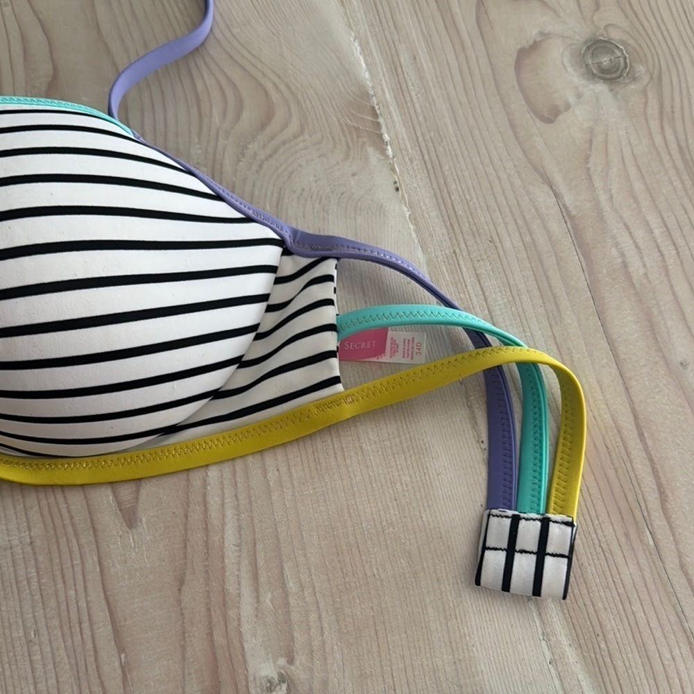 Striped Multicolor Bikini Set - Picture 5 of 6